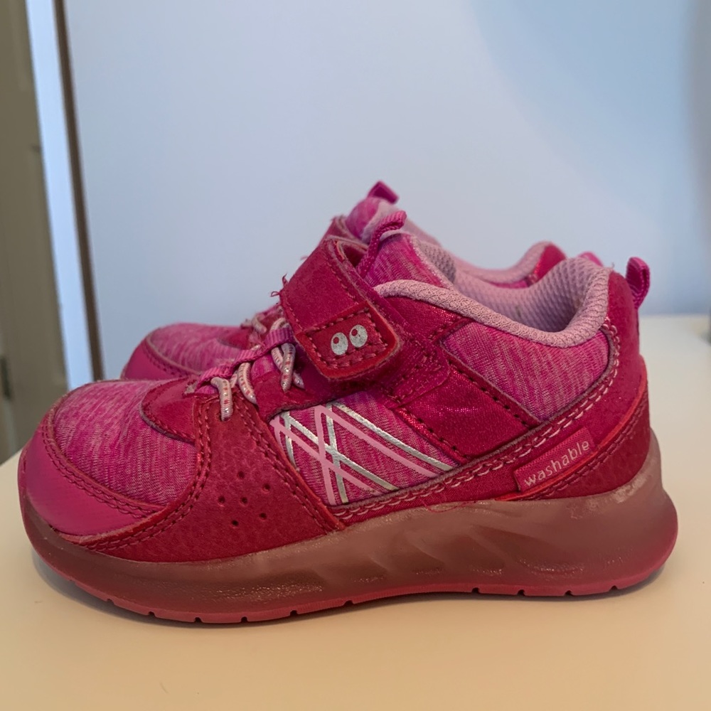 Surprize by Stride Rite light up sneakers